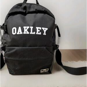 OAKLEY Backpack College Laptop Pocket Adjustable Shoulder Straps Black White